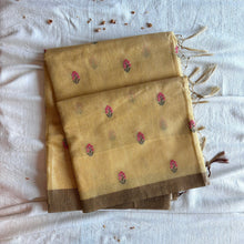 Load image into Gallery viewer, Kota Doriya Yellow Saree