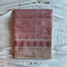 Load image into Gallery viewer, Paisley Peach Saree
