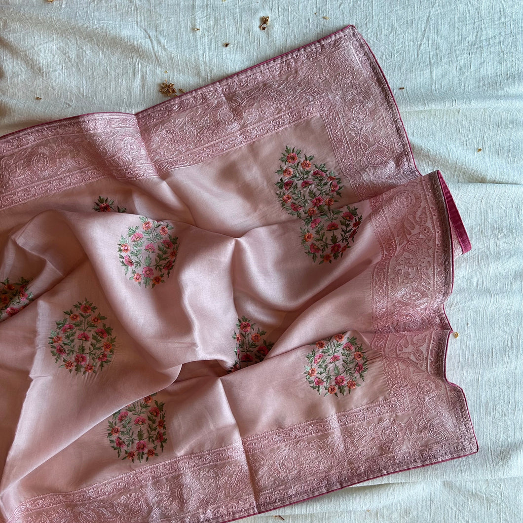 Beautiful Boota Dusty Rose Saree