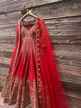 Load image into Gallery viewer, The Sindoori Bridal Anarkhali Set
